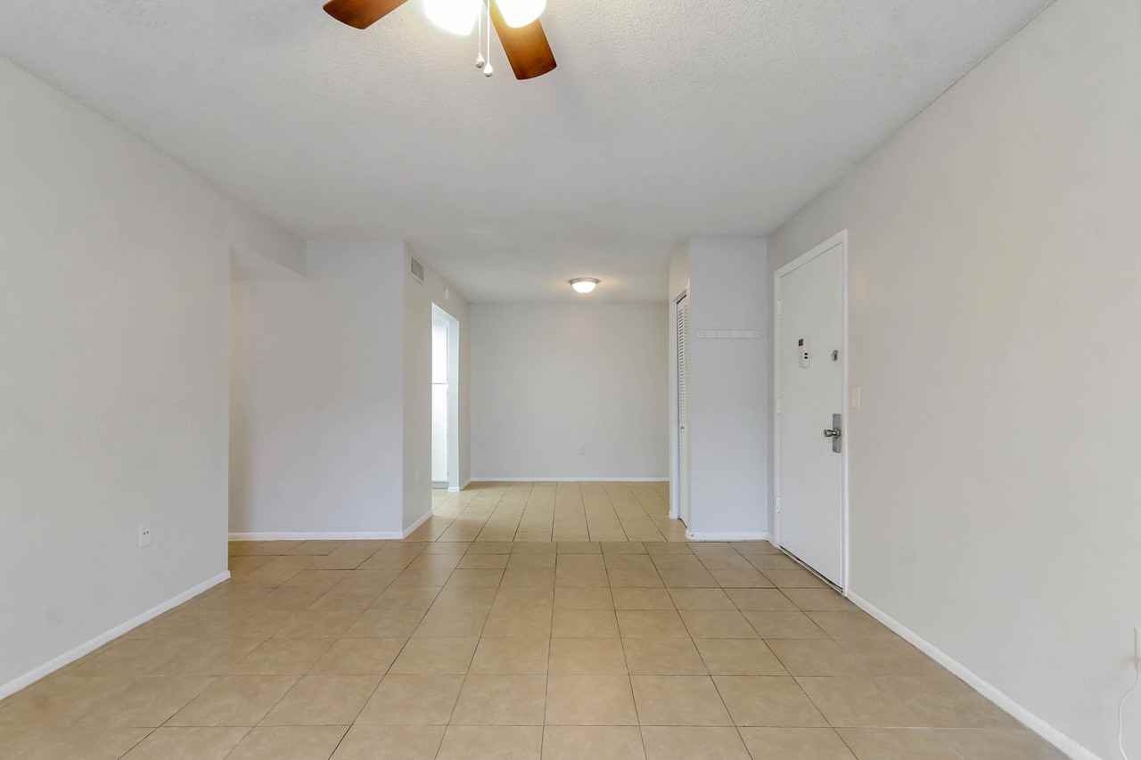 930 Lake Destiny Rd #A - Photo 5 of 15