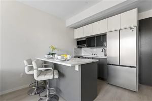 featured image of 15 W End Ave