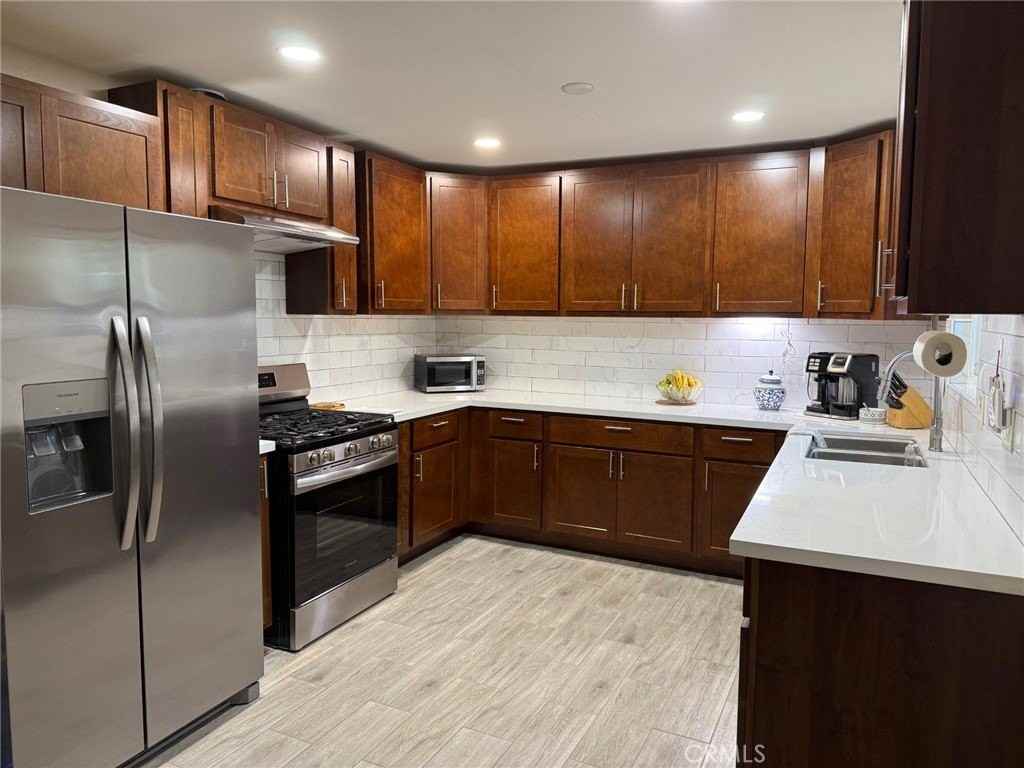 3676 Temescal Ave - Photo 5 of 14