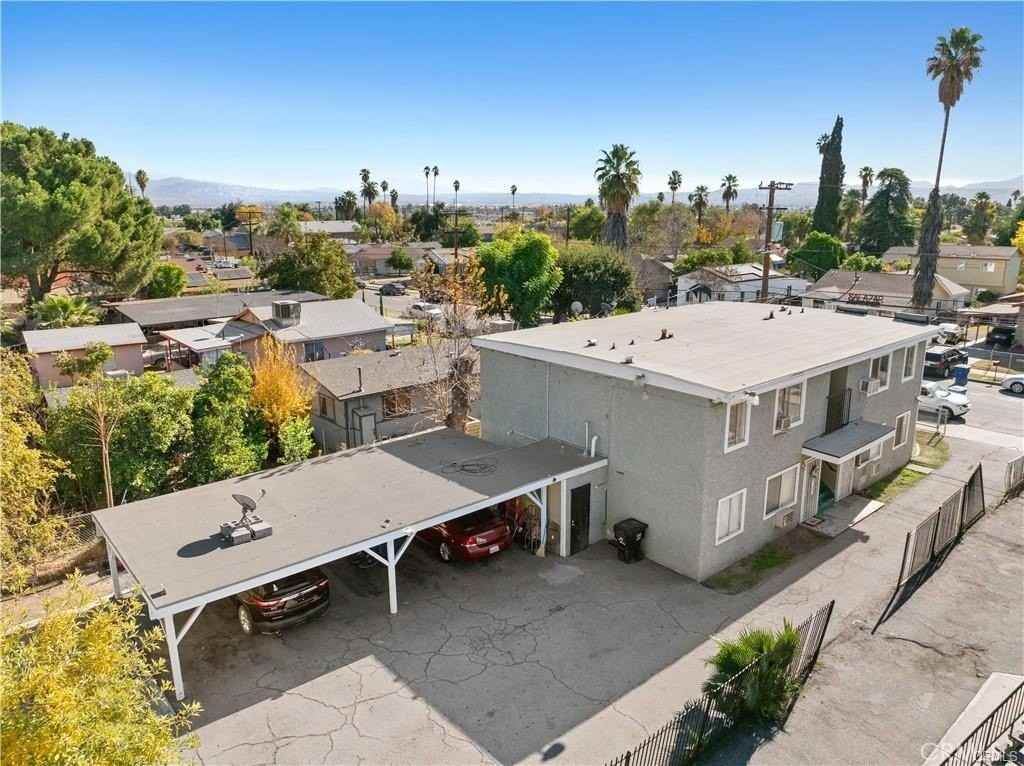 170 E Olive St #3 - Photo 2 of 12