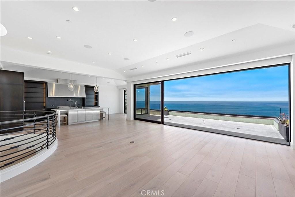 2340 Crestview Dr - Photo 7 of 50