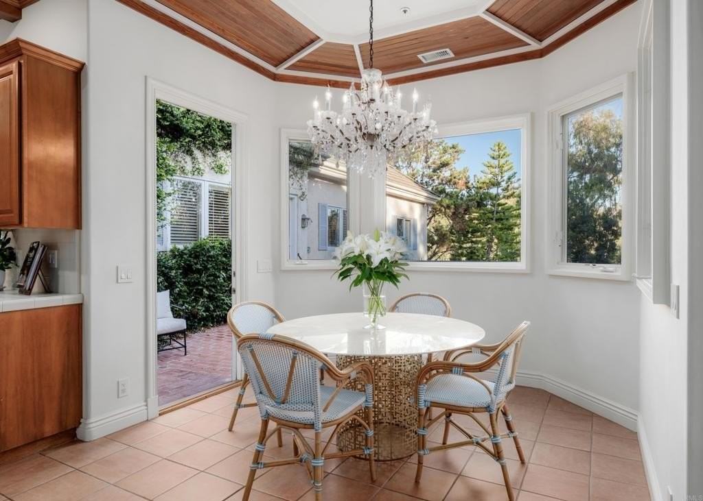 6686 Camino Saucito - Photo 7 of 15