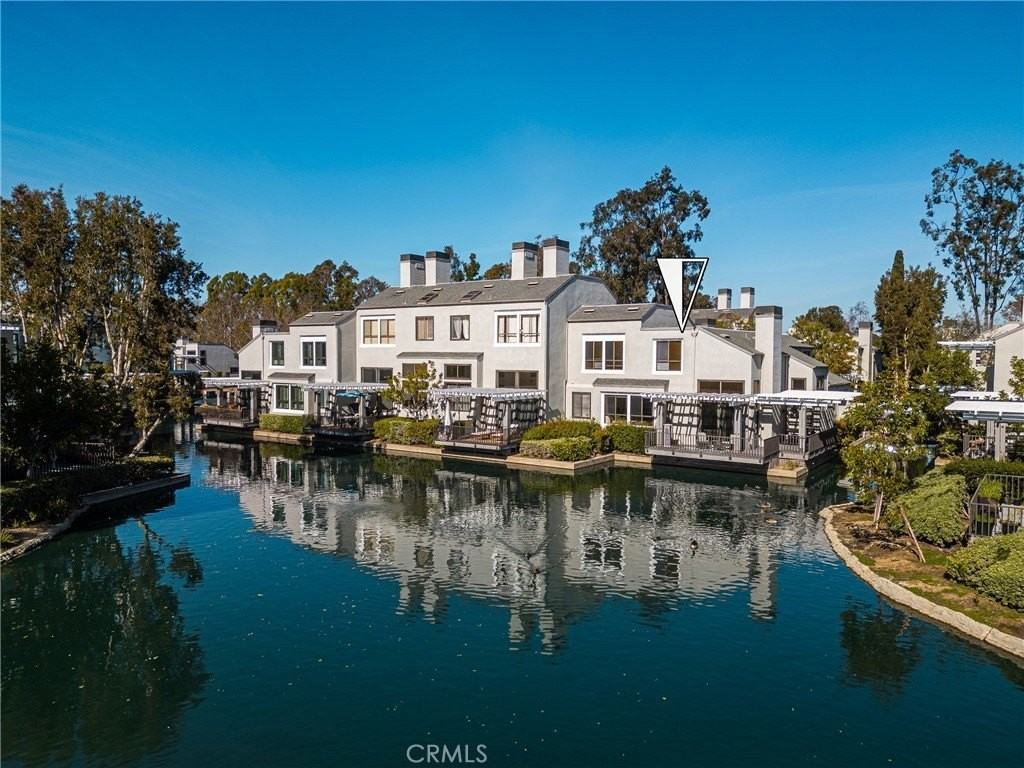 8 Southwind - Photo 3 of 35