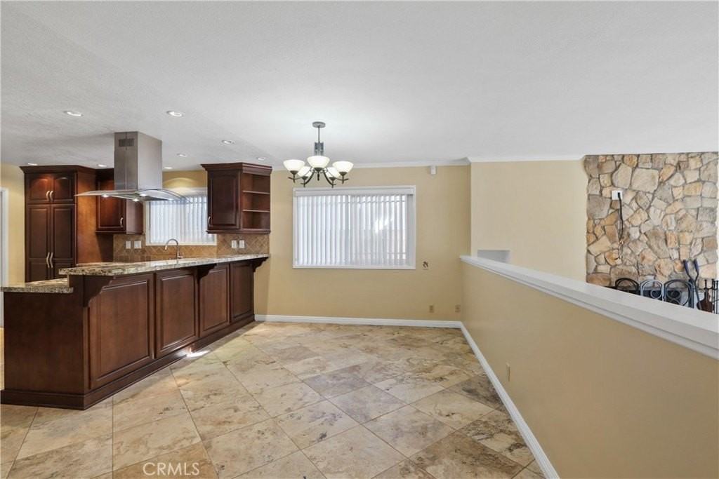 4880 Hazelnut Ave - Photo 6 of 19