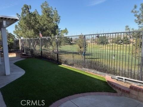 28600 Grandview Dr - Photo 3 of 14