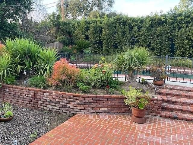 1943 Tondolea Ln - Photo 3 of 4