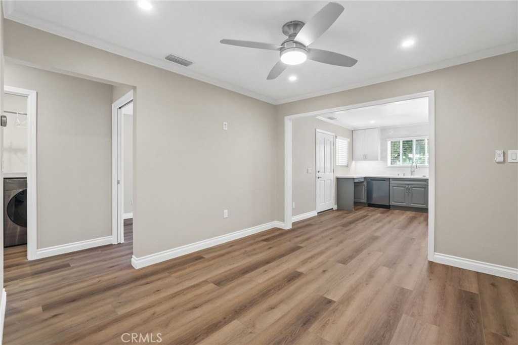 11682 Reagan St - Photo 2 of 31