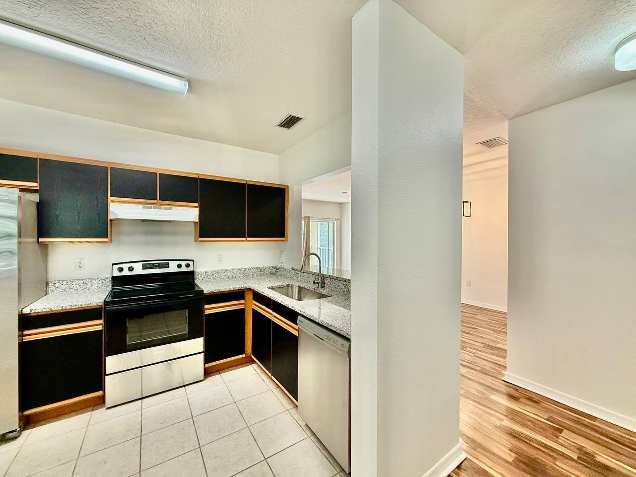 6014 Portsdale Pl #202 - Photo 3 of 36