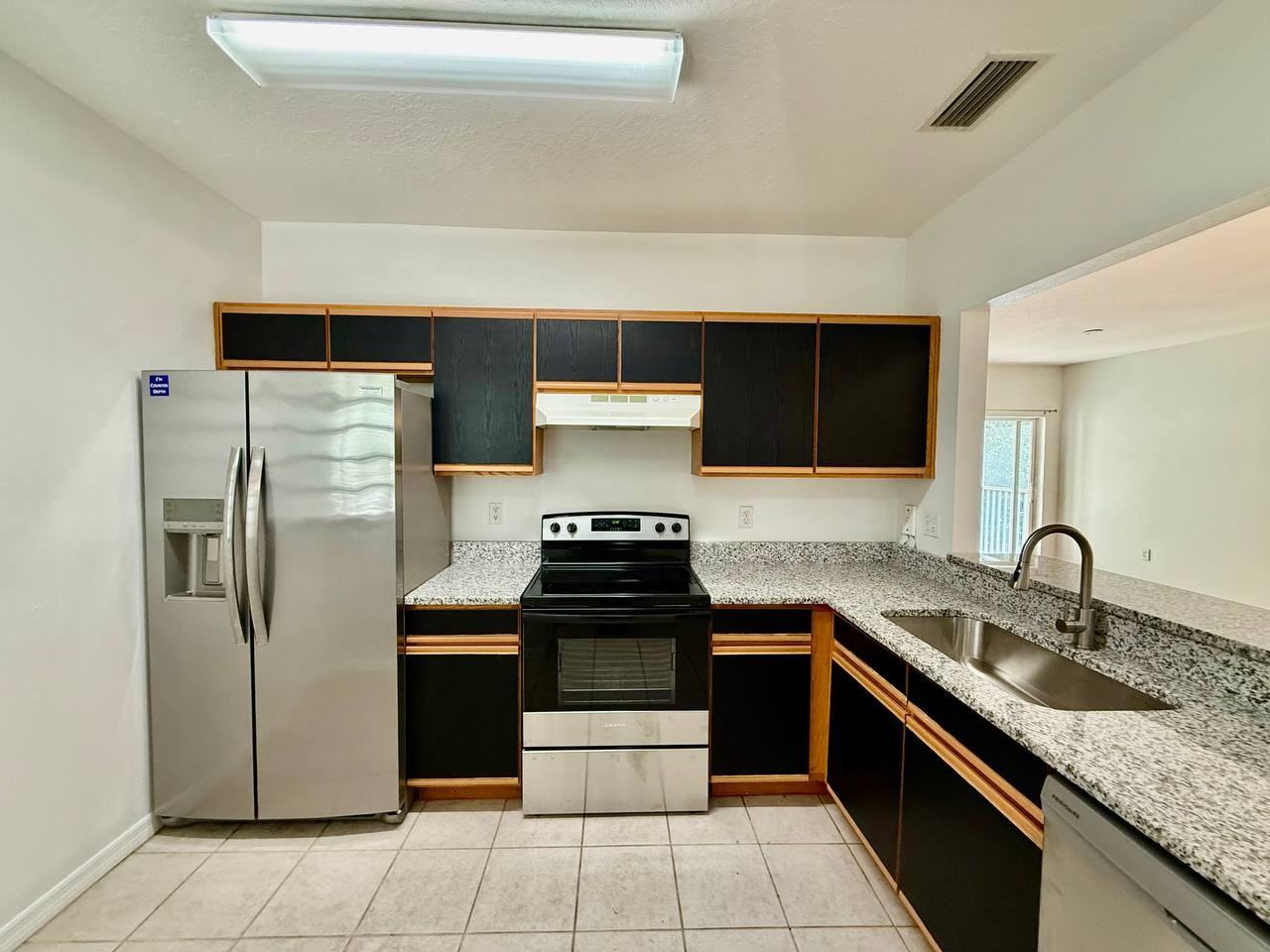 6014 Portsdale Pl #202 - Photo 4 of 36