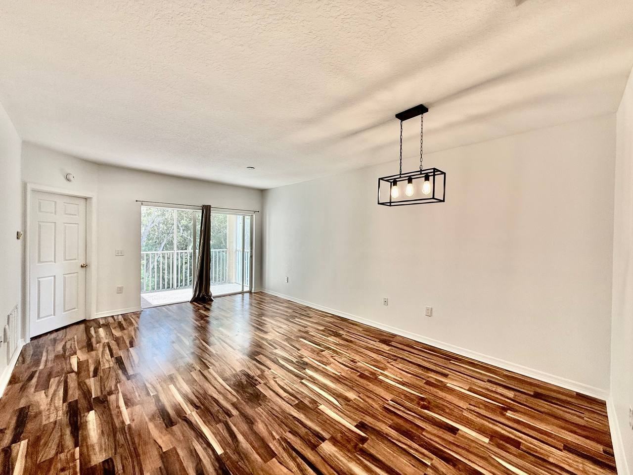 6014 Portsdale Pl #202 - Photo 7 of 36