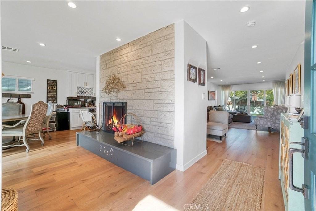 5247 W 138th St - Photo 2 of 26