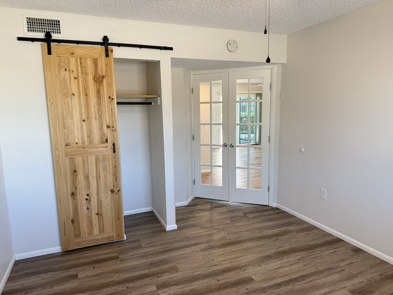 10936 W Roundelay Cir - Photo 3 of 30