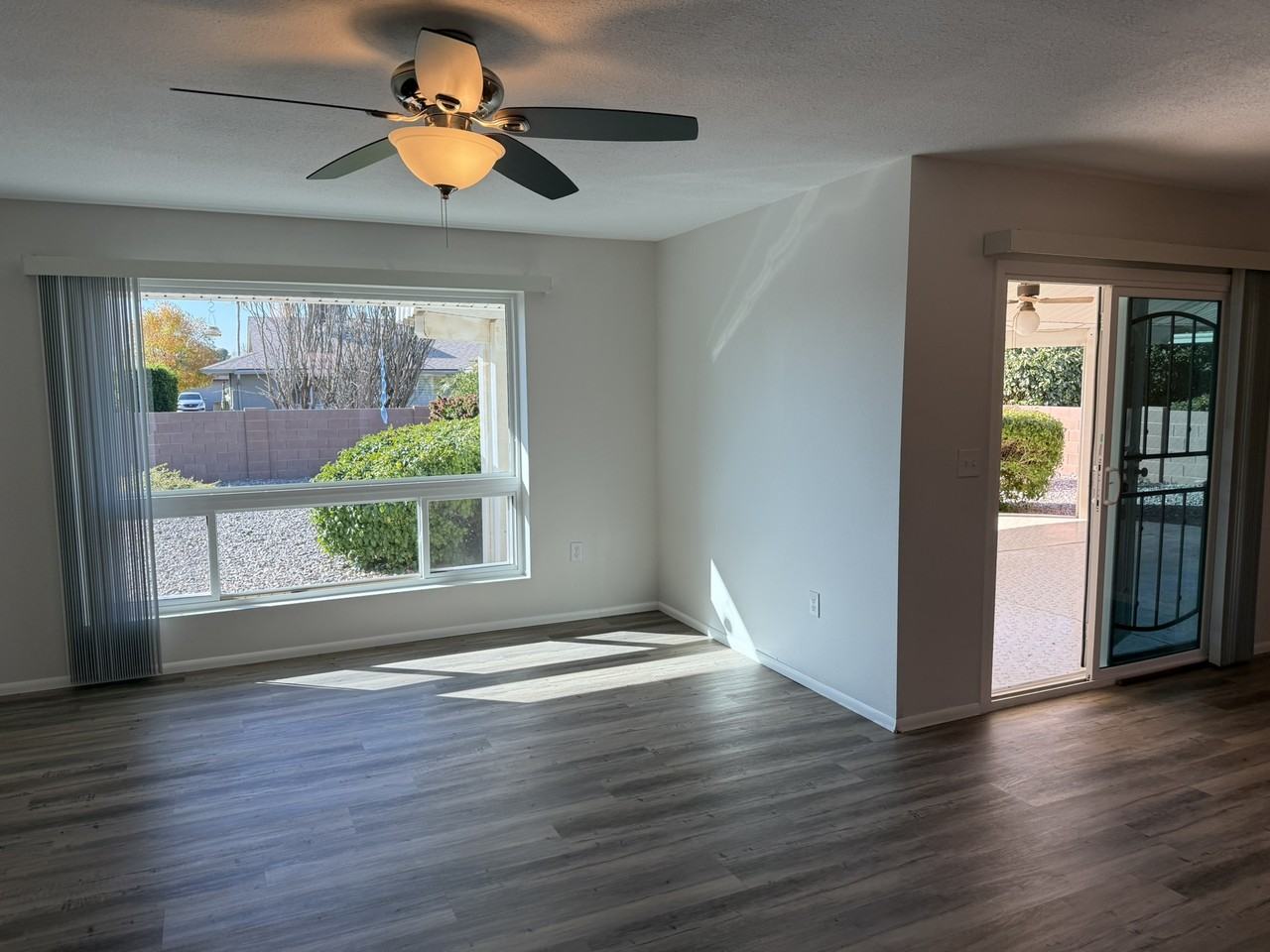 10936 W Roundelay Cir - Photo 4 of 30