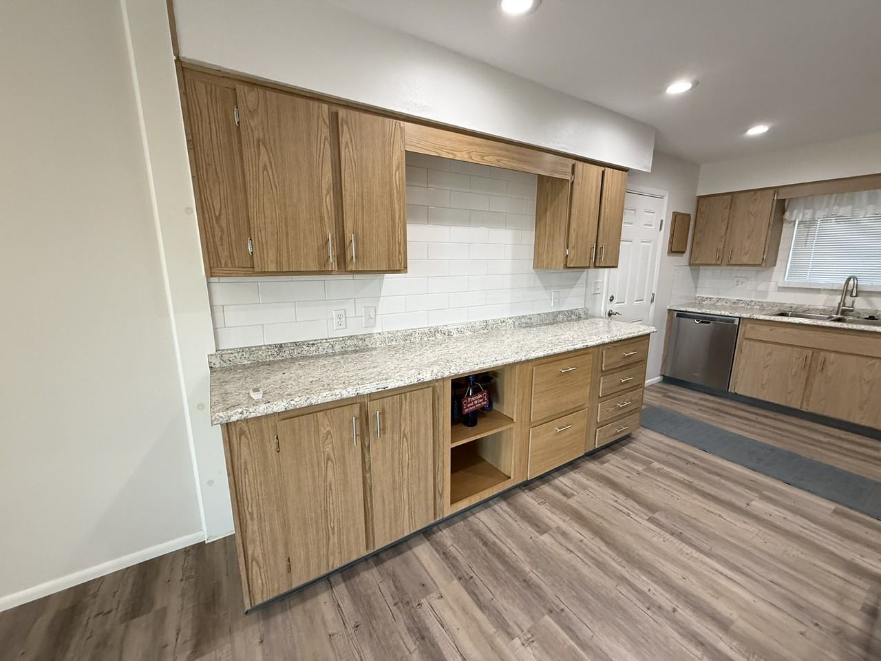 10936 W Roundelay Cir - Photo 7 of 30