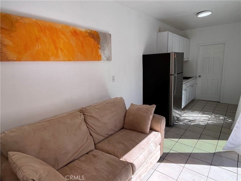 8561 Orion Ave - Photo 3 of 16