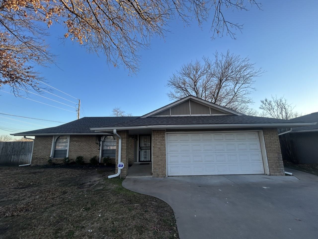 11132 E 29th St - Photo 2 of 16