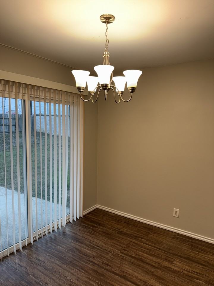 206 Balboa Dr - Photo 6 of 16