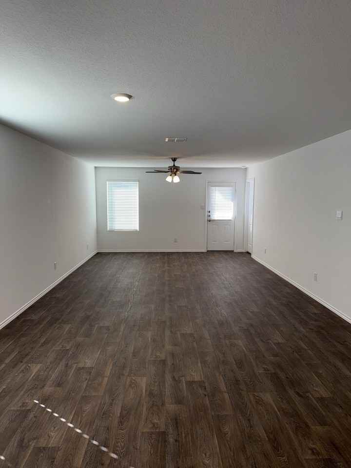 4206 Paprika Grv - Photo 3 of 19