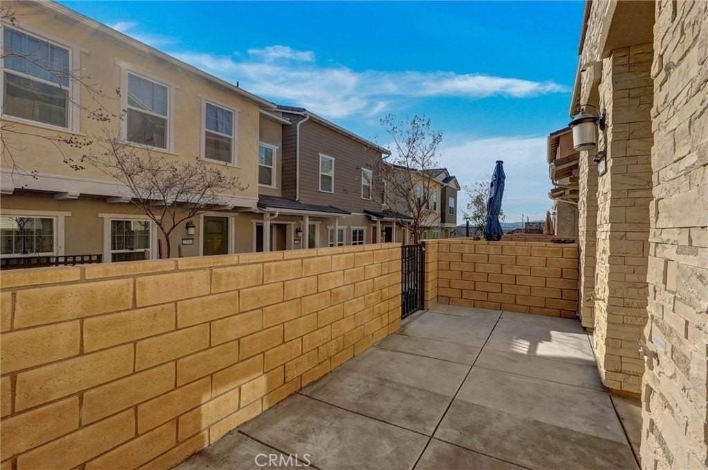 26417 Choral Ln - Photo 5 of 39