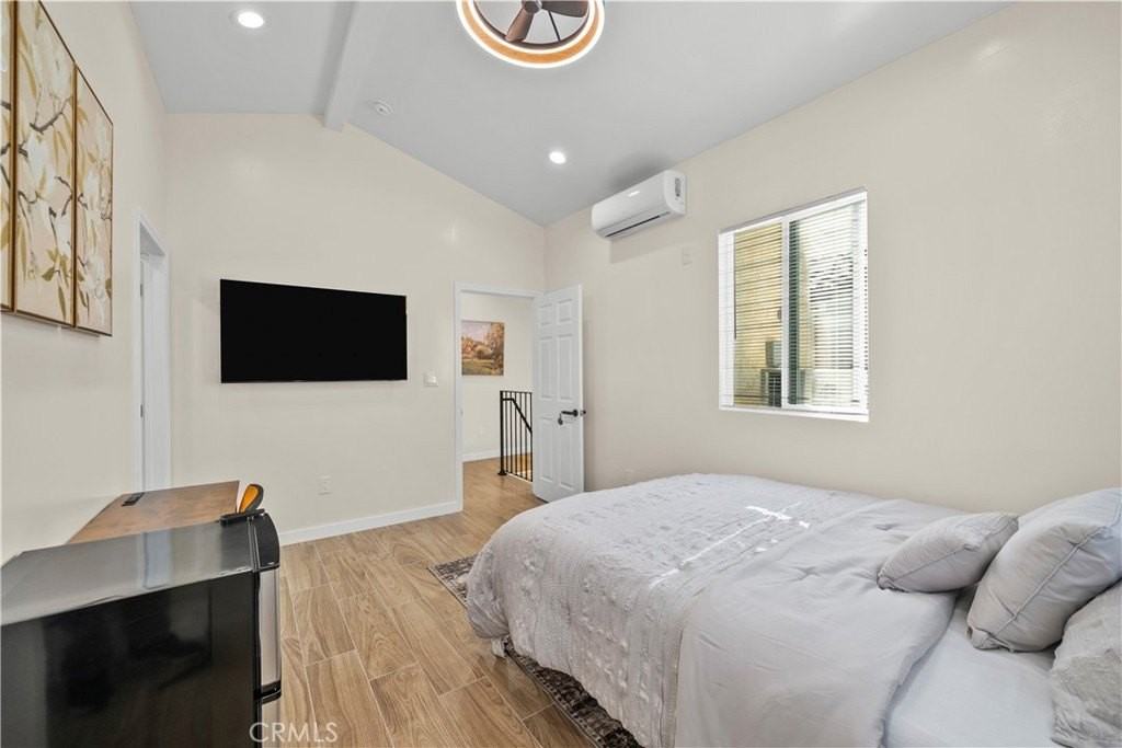 6920 Loma Verde 1/2 - Photo 4 of 33