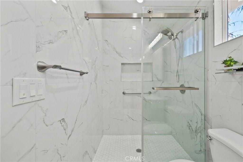 6920 Loma Verde 1/2 - Photo 7 of 33