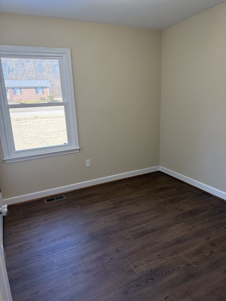 24 Sunrise Dr - Photo 5 of 22