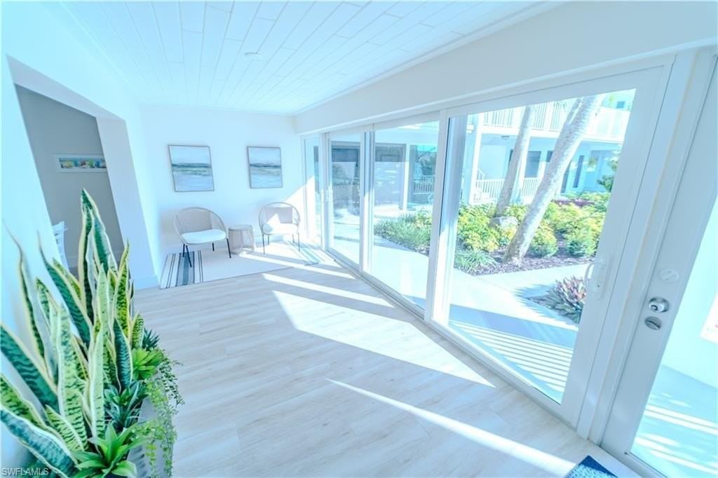 354 Harbour Dr Unit 354 #354 - Photo 4 of 18