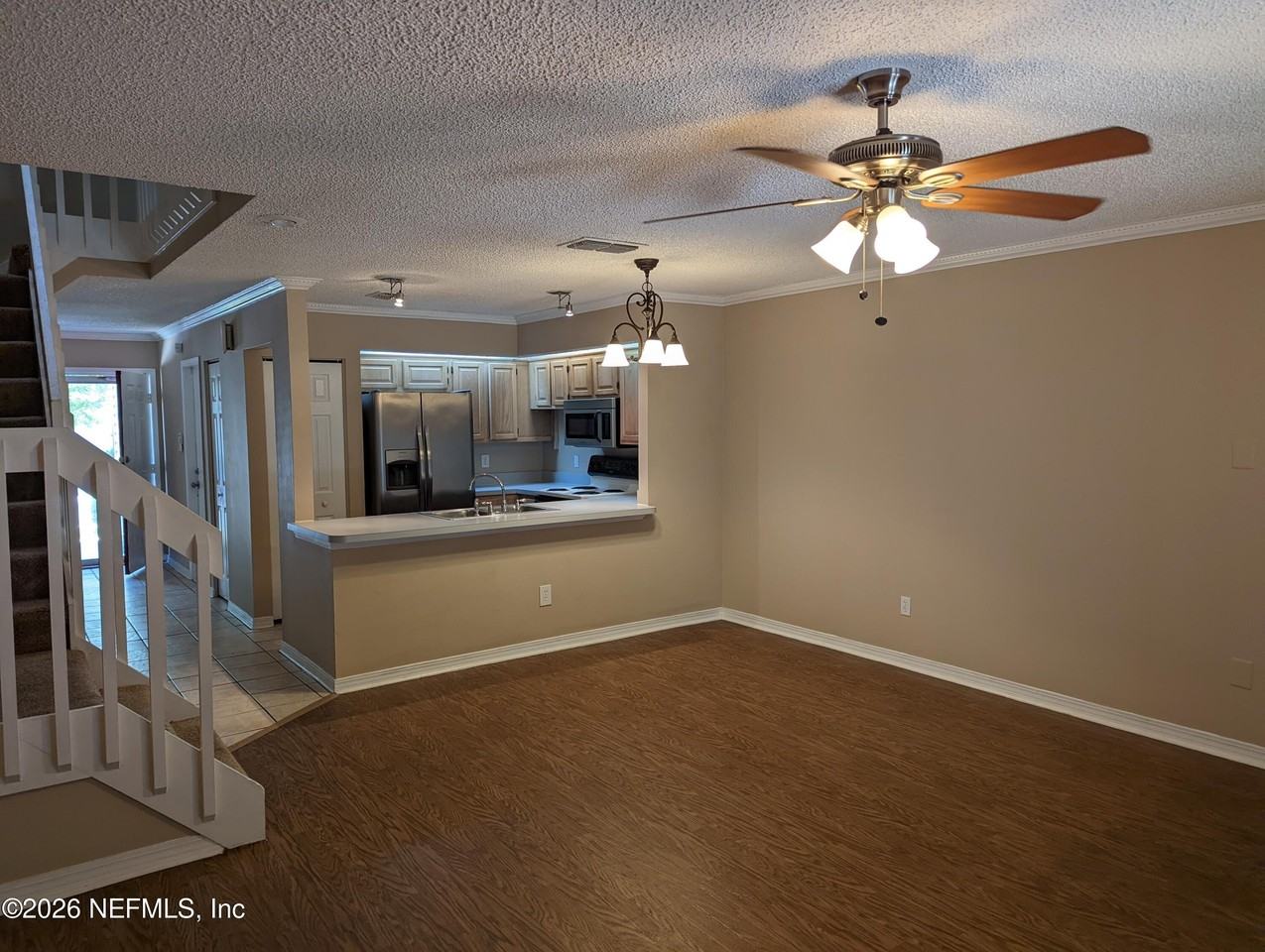 8529 Sturbridge Cir W - Photo 5 of 12