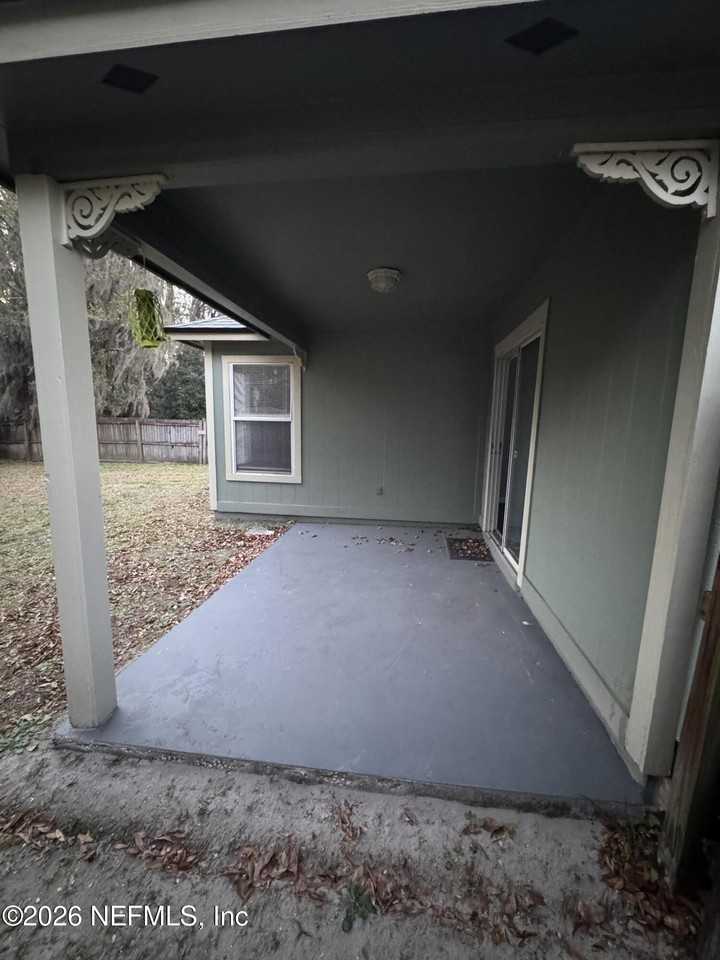 5558 Oak Crossing Dr - Photo 6 of 17