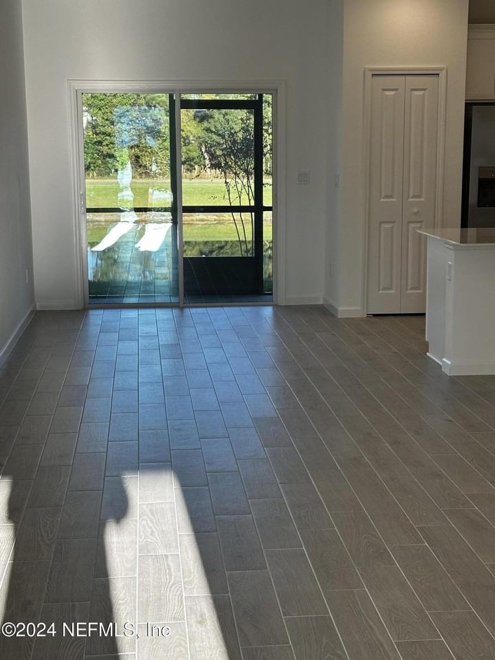 6873 GABLE GRV Avenue - Photo 4 of 31