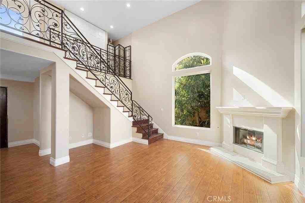 6541 Elmo St - Photo 2 of 20