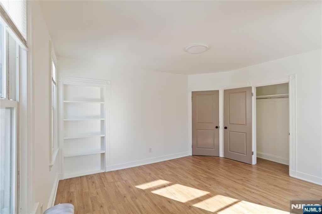 87 James St - Photo 7 of 25