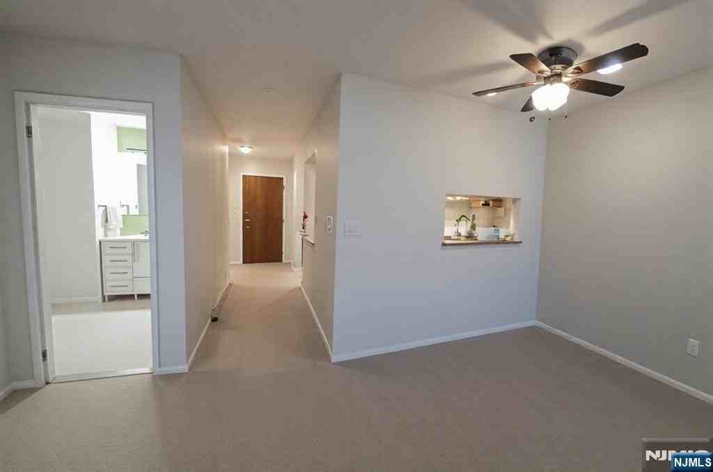 50 Euclid Ave Apt 3b - Photo 4 of 9