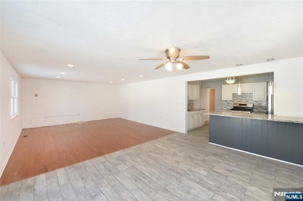 205 Rambler Ave - Photo 5 of 23