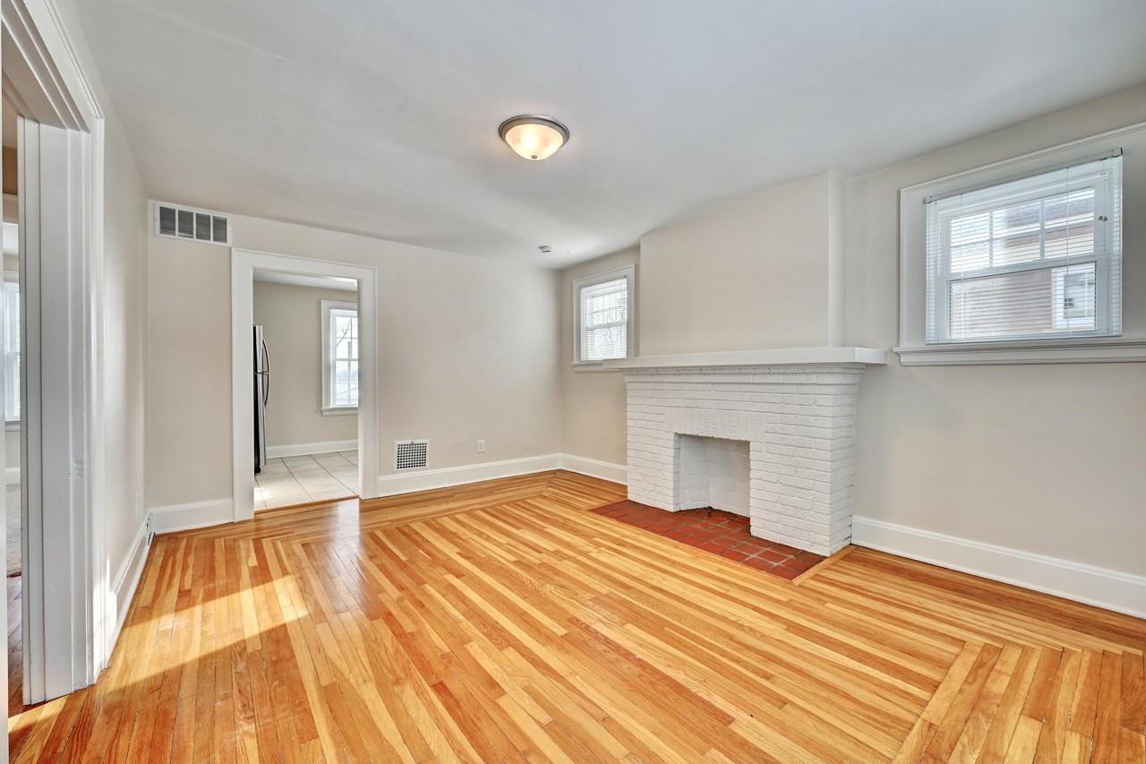 832 St James Ave Unit 2 #2 - Photo 2 of 13