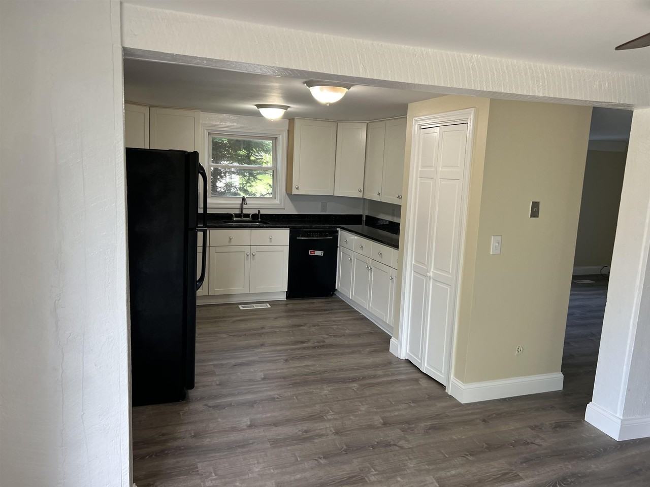 82 High St #2 - Photo 2 of 9