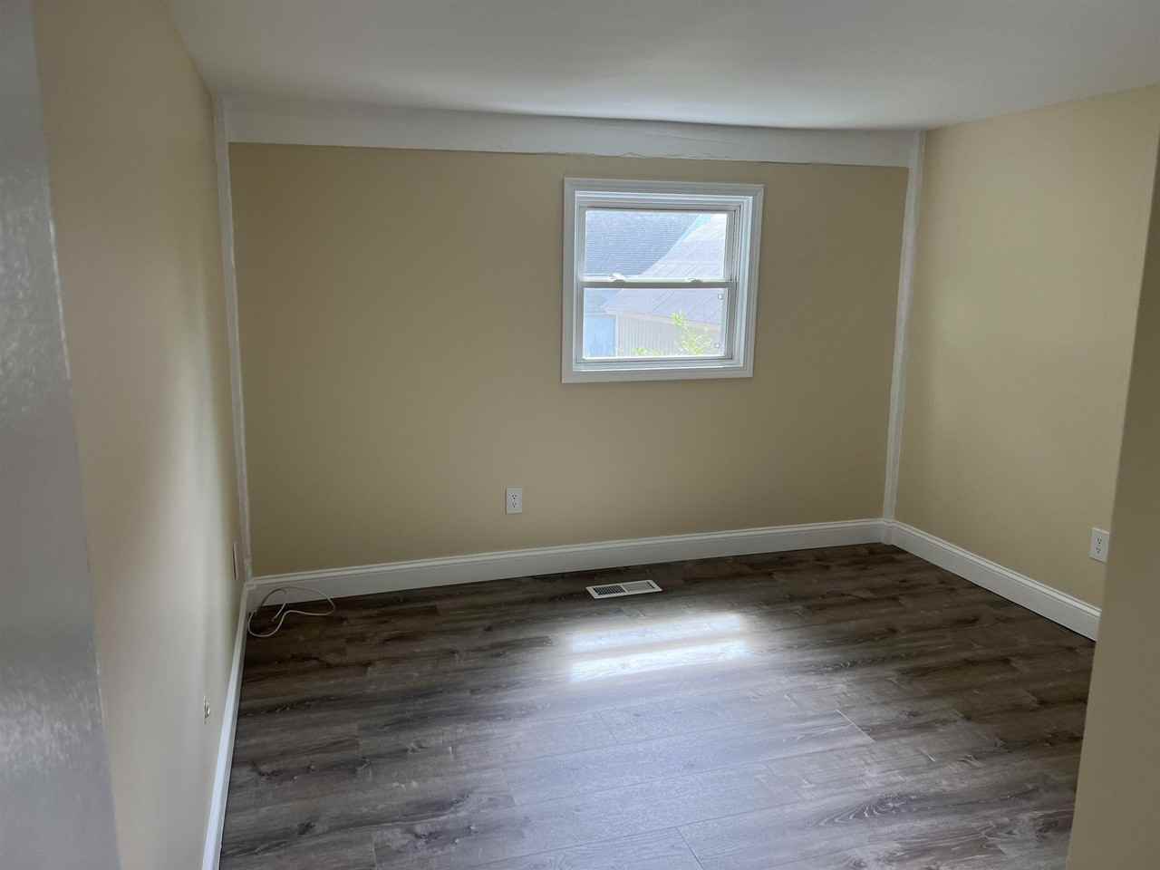 82 High St #2 - Photo 4 of 9