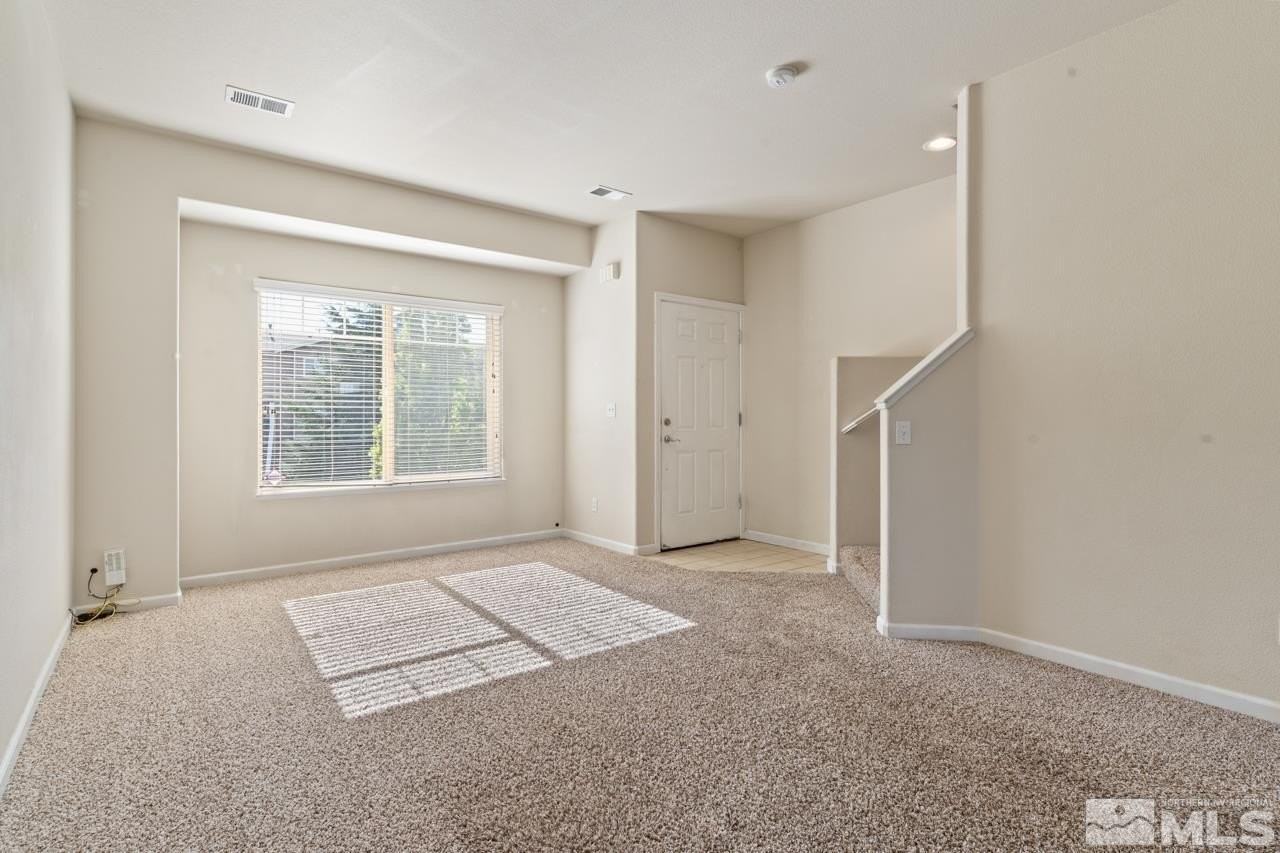 4056 Anthony James Ct - Photo 4 of 18