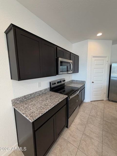 35284 N Breezy Ln - Photo 6 of 28