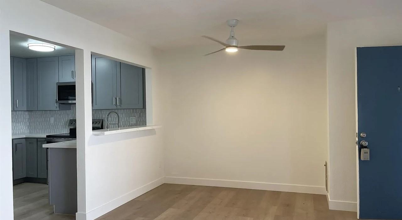 3266 Ashford St #M - Photo 4 of 14