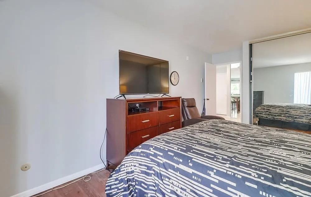 8036 Linda Vista Rd #1F - Photo 6 of 12