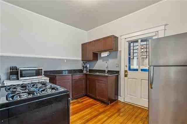 2932 Fortin St - Photo 7 of 17