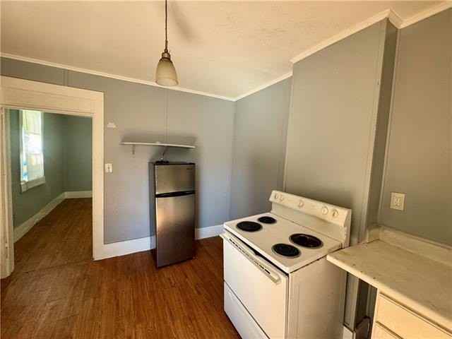 2122 Rev John Raphael Jr Way - Photo 7 of 8