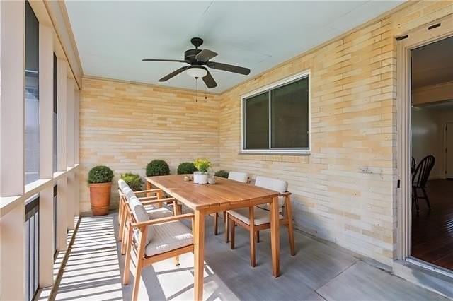 7033 Marshal Foch St - Photo 7 of 27