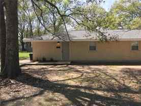 404 S Walnut St - Photo 1 of 1