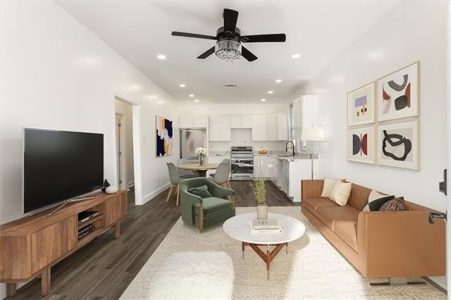 2653 Law St - Photo 4 of 14