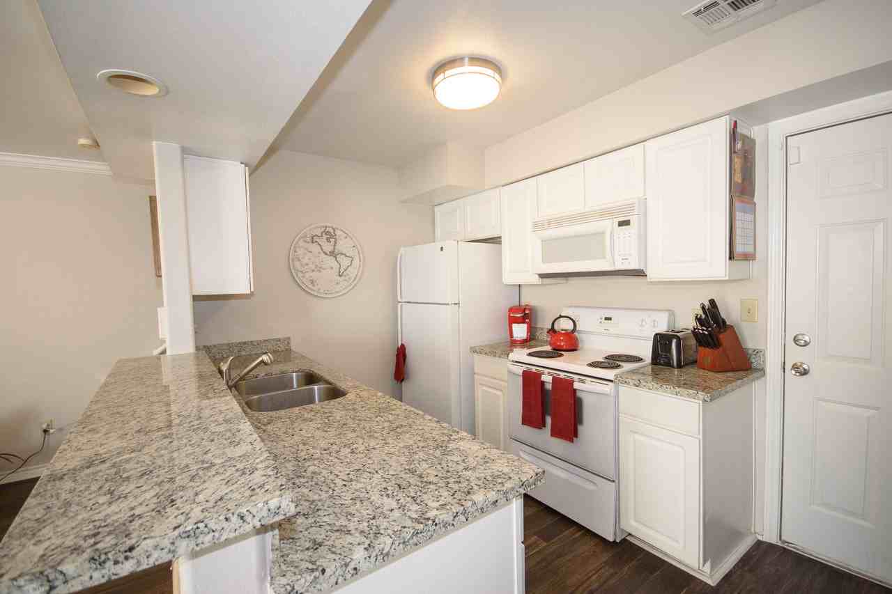 1502B Creekside Ln - Photo 6 of 24