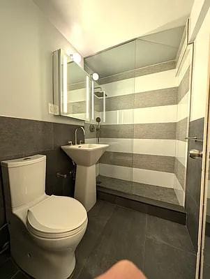 123 E 37Th St - Photo 7 of 7