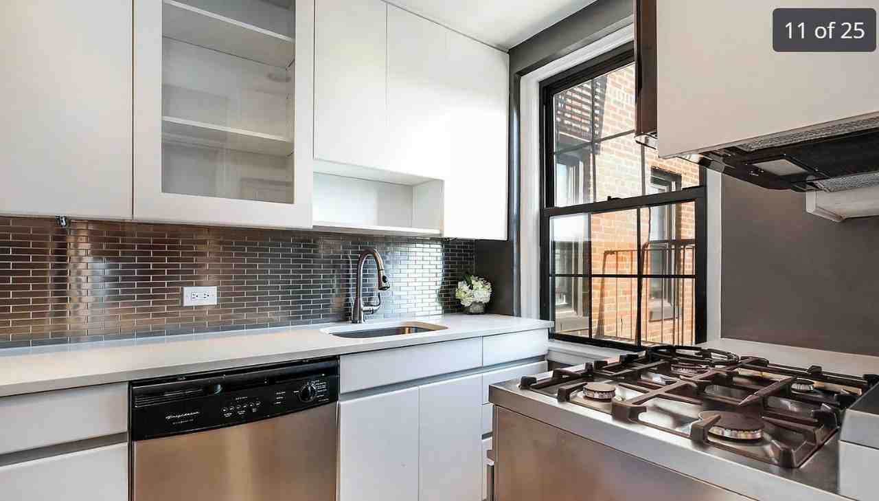 190 Garth Rd - Photo 6 of 11