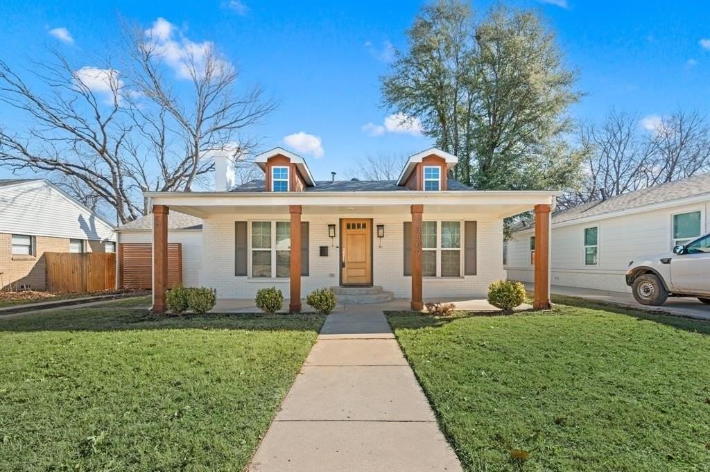 3809 Carolyn Rd - Photo 4 of 26